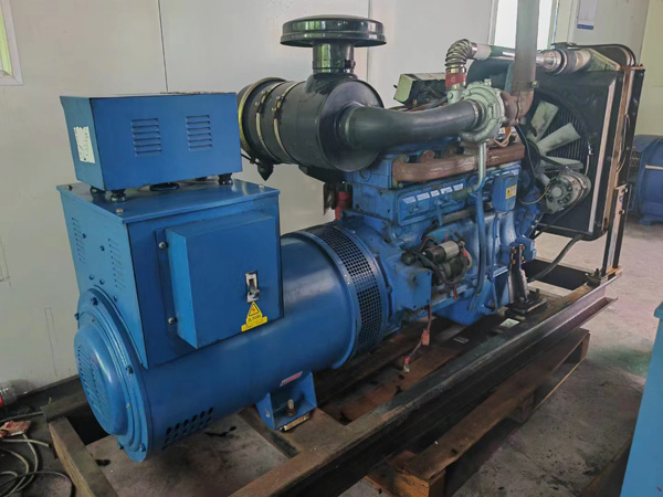 忻城100kW柴油发电机组使用多级机油有哪些优缺点？